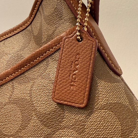 Coach Signature Canvas Crossbody Bag Brown Tan Leather Trim - Picture 4 of 8